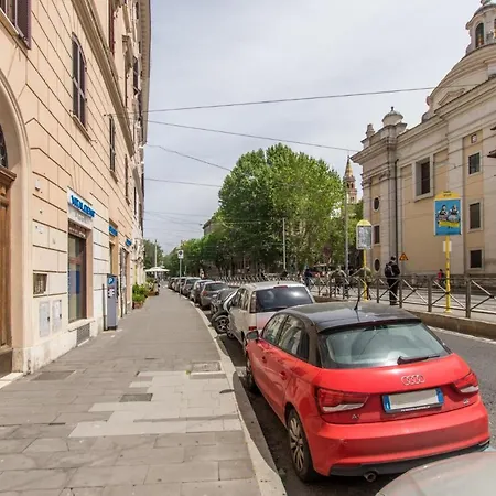 Daire Liberty Colosseo Roma